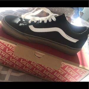 OLD SKOOL VANS BROWN SOLE